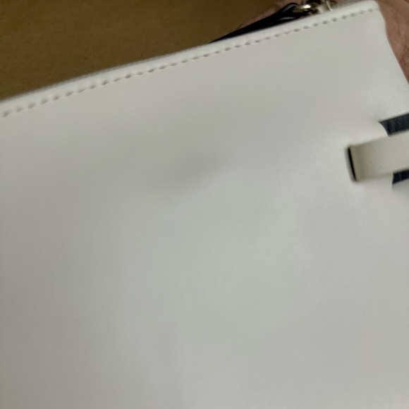 NWT - Calvin Klein White Belt Bag L/XL - Picture 6 of 11